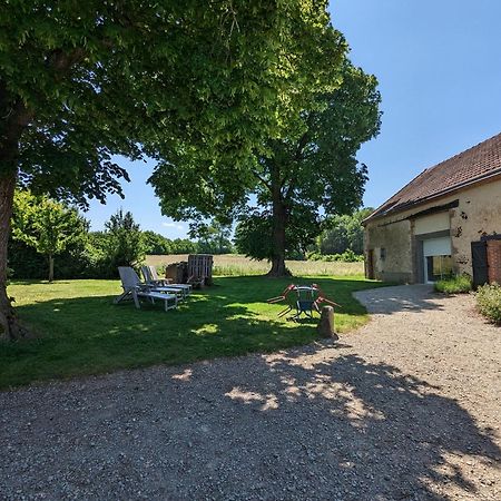 Villa Pouligny-Notre-Dame, 5 pièces, 12 personnes - FR-1-591-155 Esterno foto