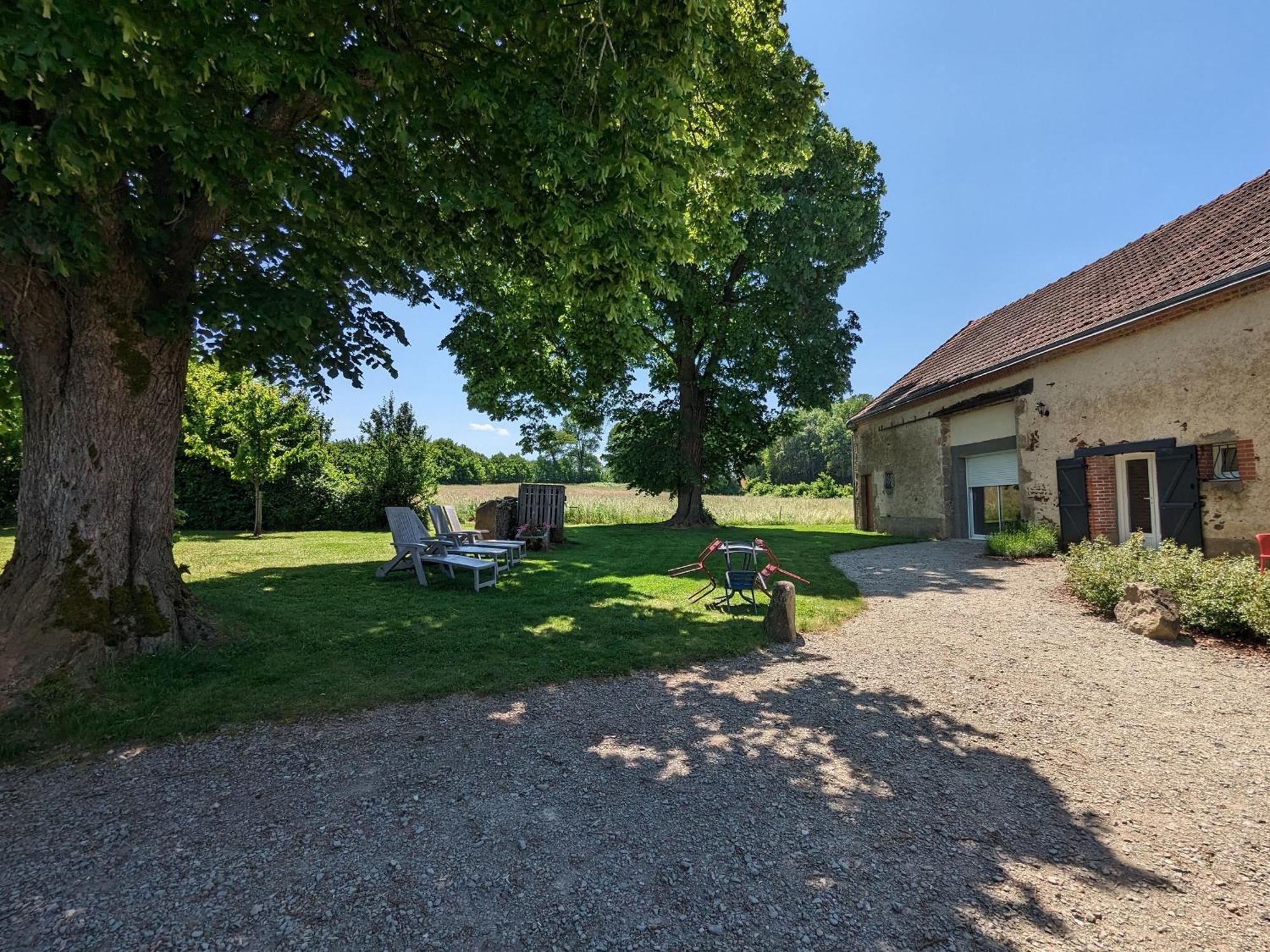 Villa Pouligny-Notre-Dame, 5 pièces, 12 personnes - FR-1-591-155 Esterno foto